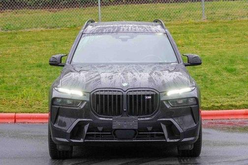 2024 BMW X7 M60i