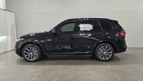 Black Sapphire Metallic 2026 BMW X5 PHEV xDrive50e