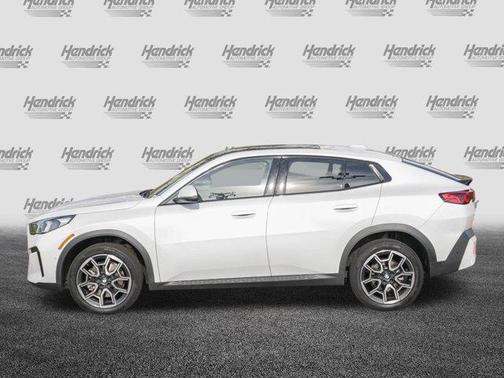 2025 BMW X2 xDrive28i