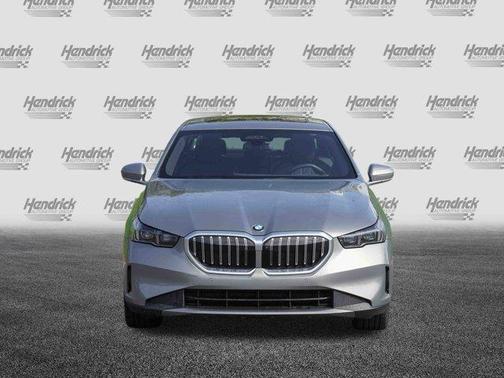 2024 BMW 540 i xDrive