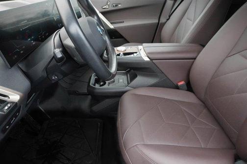 2023 BMW iX xDrive50