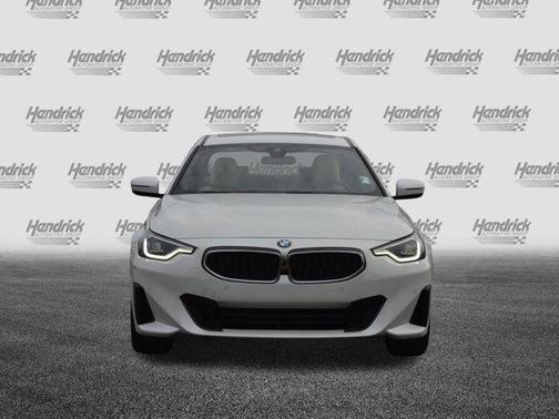 2023 BMW 230 i