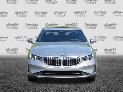 2024 BMW 530 i