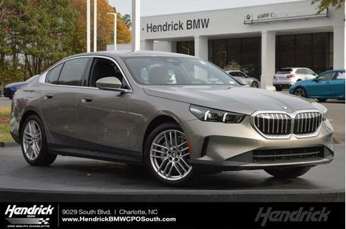 2025 BMW 530 i xDrive