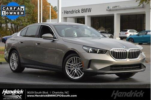 2025 BMW 530 i xDrive