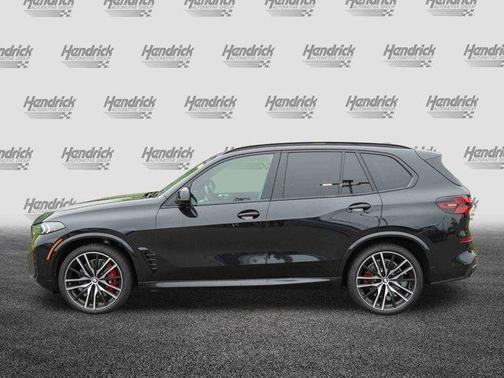 2025 BMW X5 M60i