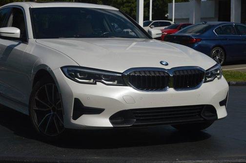 2020 BMW 330 i