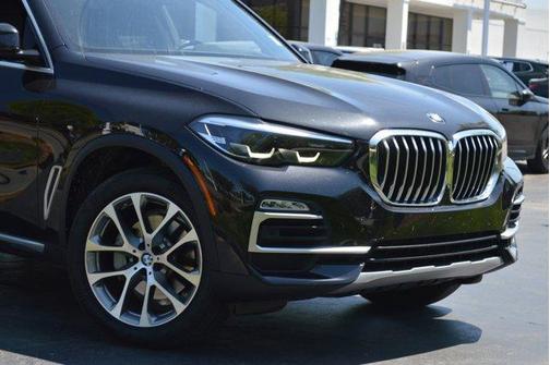 Black Sapphire Metallic 2019 BMW X5 xDrive40i