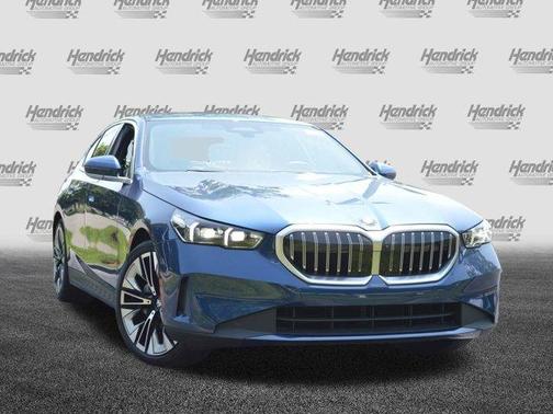2024 BMW 530 i