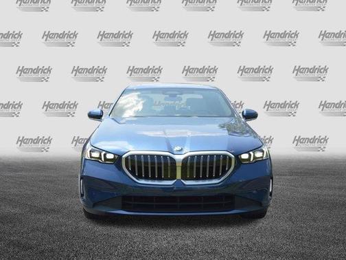 2024 BMW 530 i