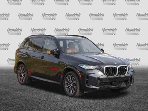 2025 BMW X5 M60i