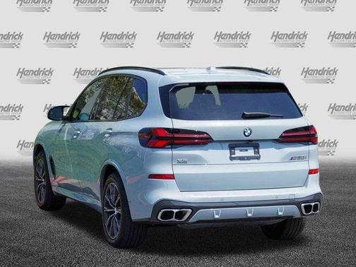 2025 BMW X5 M60i