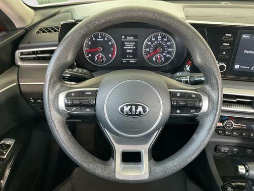2021 Kia K5 LXS