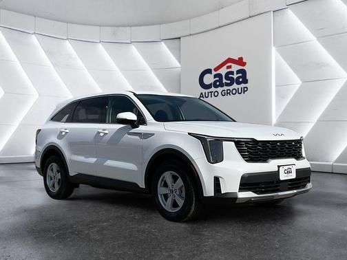 2025 Kia Sorento LX