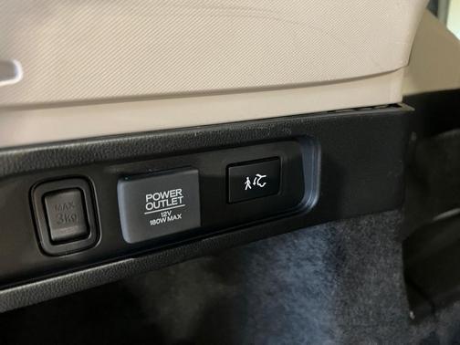 2022 Acura MDX Advance Package