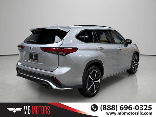 Celestial Silver Metallic 2021 Toyota Highlander XSE