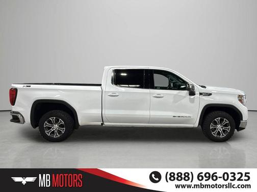 Summit White 2022 GMC Sierra 1500 SLE
