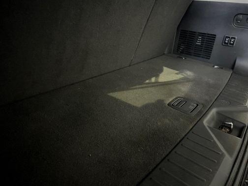 2013 Nissan Armada Platinum