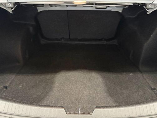 Summit White 2024 Chevrolet Malibu 1LT