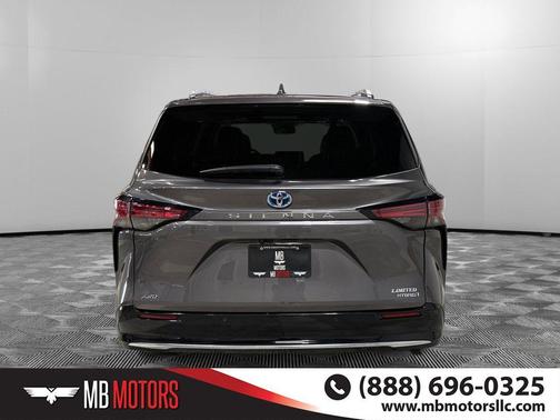 2024 Toyota Sienna Limited 7-Passenger