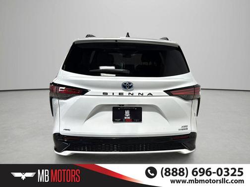 White 2024 Toyota Sienna XSE 7 Passenger