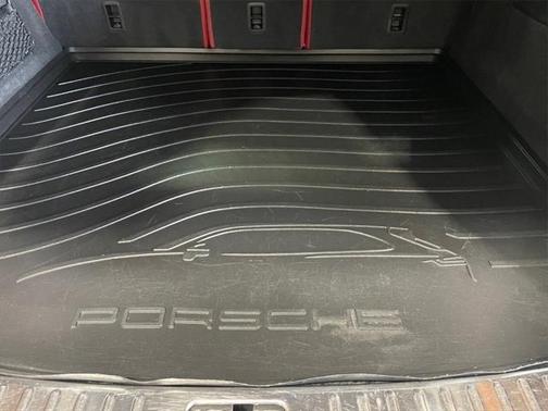 2022 Porsche Cayenne