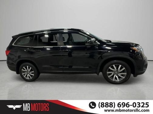 Crystal Black Pearl 2021 Honda Pilot AWD Black Edition
