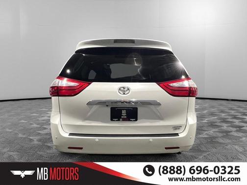 2016 Toyota Sienna Limited