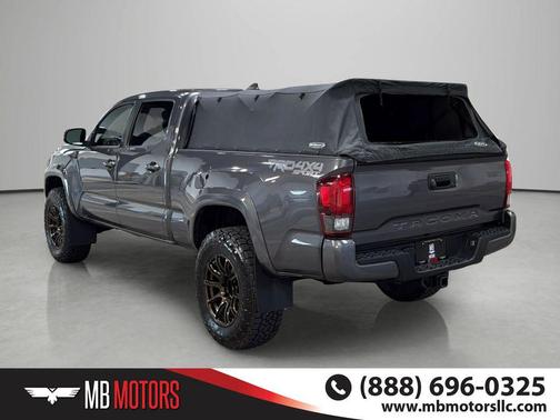 Magnetic Grey Metallic 2018 Toyota Tacoma SR5