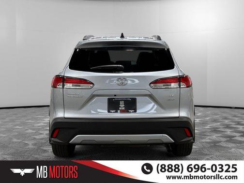Sonic Silver Metallic 2025 Toyota Corolla Cross LE