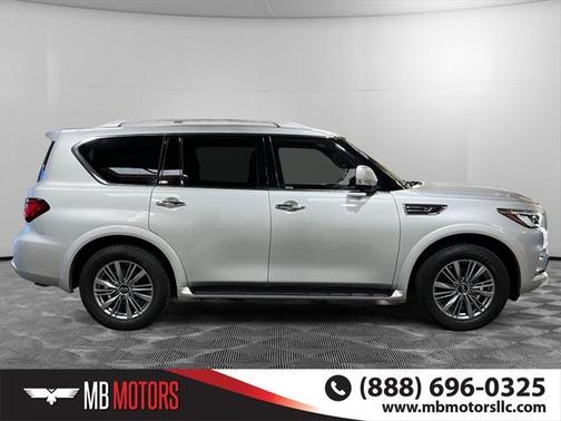 2021 INFINITI QX80 Luxe