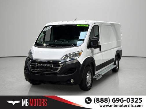 Bright White Clearcoat 2025 RAM ProMaster 2500 Low Roof 136" WB w/Pass Seat