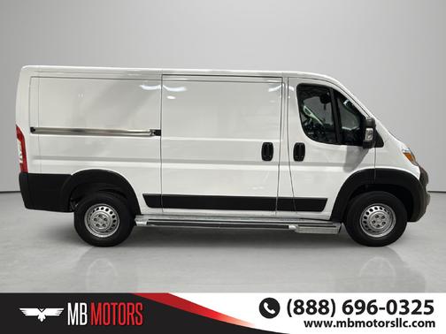 Bright White Clearcoat 2025 RAM ProMaster 2500 Low Roof 136" WB w/Pass Seat