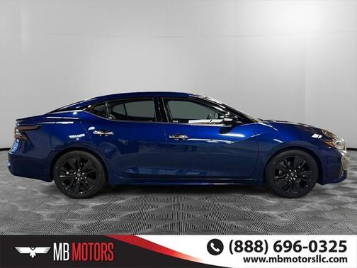 2023 Nissan Maxima SL