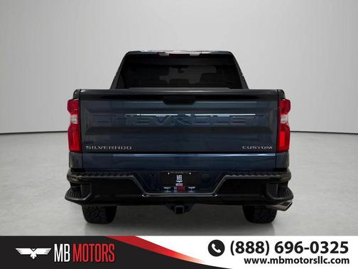 Shadow Grey Metallic 2021 Chevrolet Silverado 1500 Custom Trail Boss