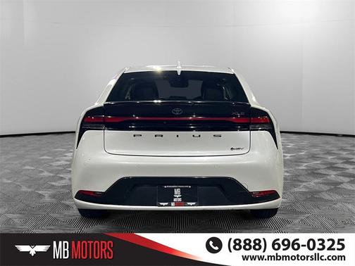 2023 Toyota Prius XLE