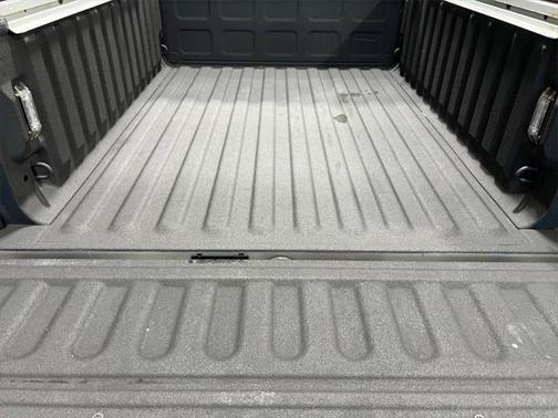 2018 RAM 1500 SLT