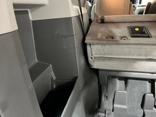 2020 Toyota Sienna SE