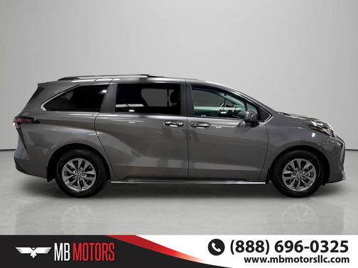 Pre-Dawn Grey Mica 2023 Toyota Sienna XLE