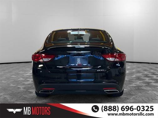 2016 Chrysler 200 S