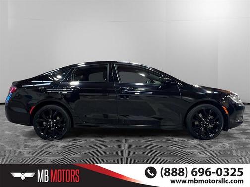 2016 Chrysler 200 S