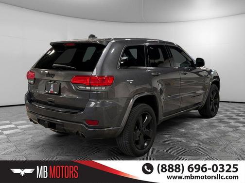 Granite Crystal Metallic Clearcoat 2014 Jeep Grand Cherokee Altitude
