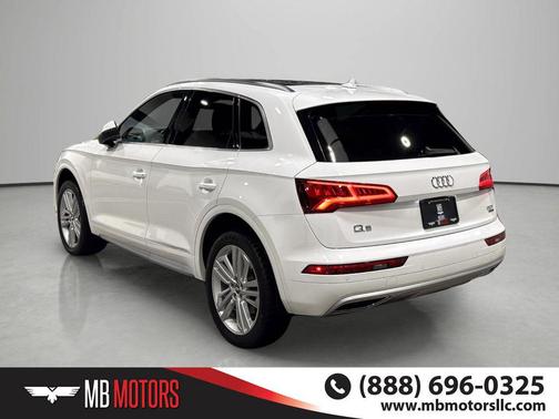 Ibis White 2018 Audi Q5 2.0T Tech Premium