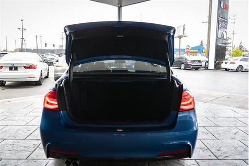 Photo 5 of 75 of 2016 BMW 328 i xDrive SULEV