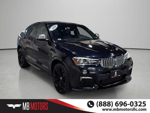 Black 2018 BMW X4 M40i