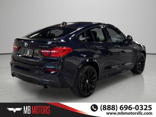 Black 2018 BMW X4 M40i