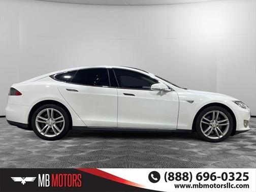 2015 Tesla Model S 85