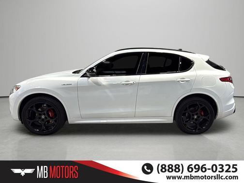 Alfa White 2022 Alfa Romeo Stelvio Ti
