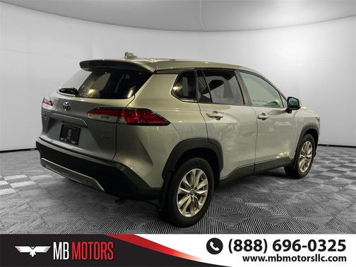 2023 Toyota Corolla Cross LE