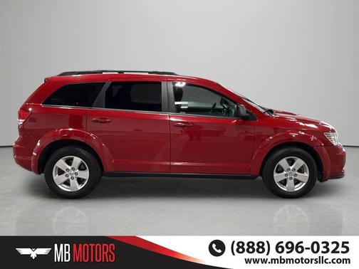 Brilliant Red Tri-Coat Pearl 2013 Dodge Journey SE